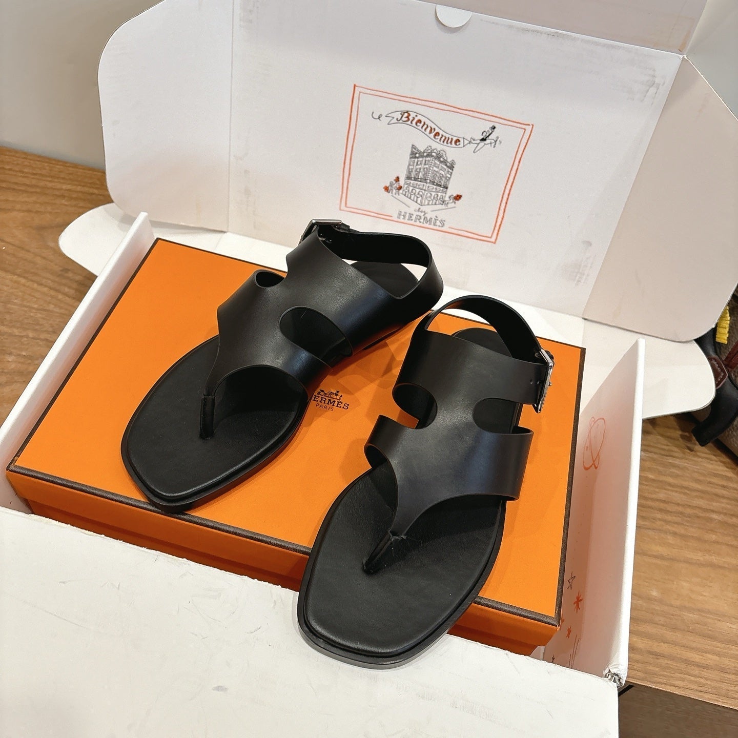 HM 26ss Thong Sandal Black Calfskin 638406