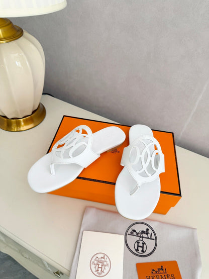 HM 26ss Pig-Nose Slipper White Leather 605912