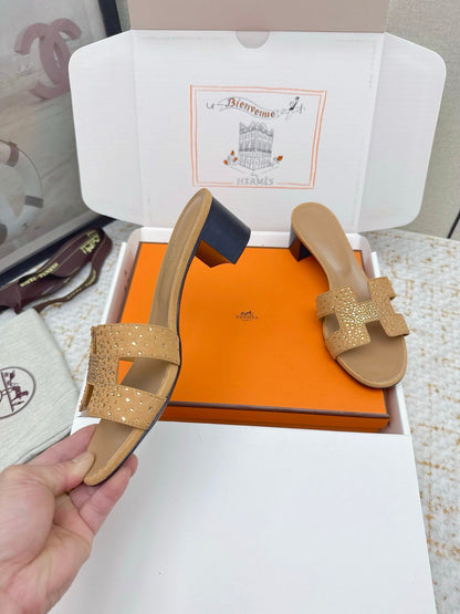 HM 26ss Oran Sandals 50 Light Caramel Beige Crystal Suede Cowhide 625257