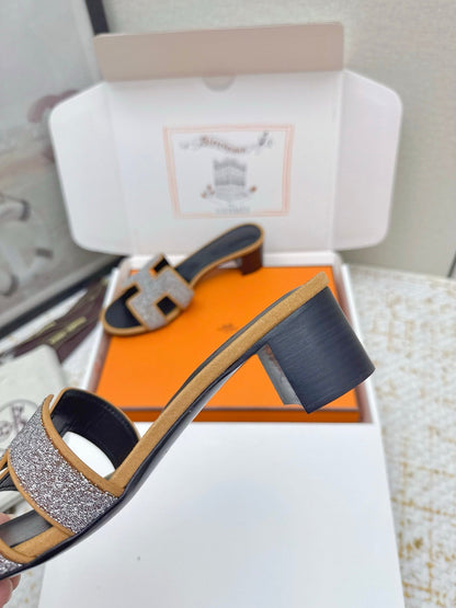 HM 26ss Oran Sandals 50 Grey Taupe Rhinestone Cowhide 625268