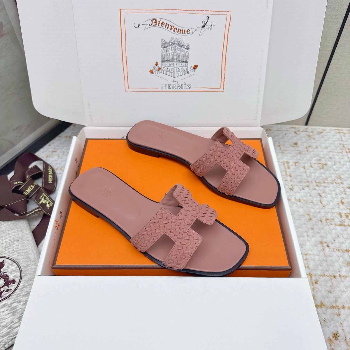 HM 26ss Oran Sandals Nude Pink Suede Sheepskin 625135