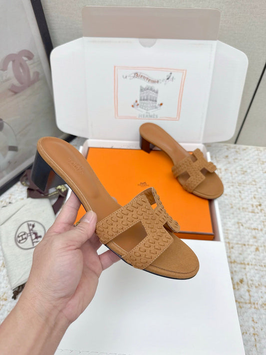 HM 26ss Oran Sandals 50 Brown Suede Sheepskin 625143