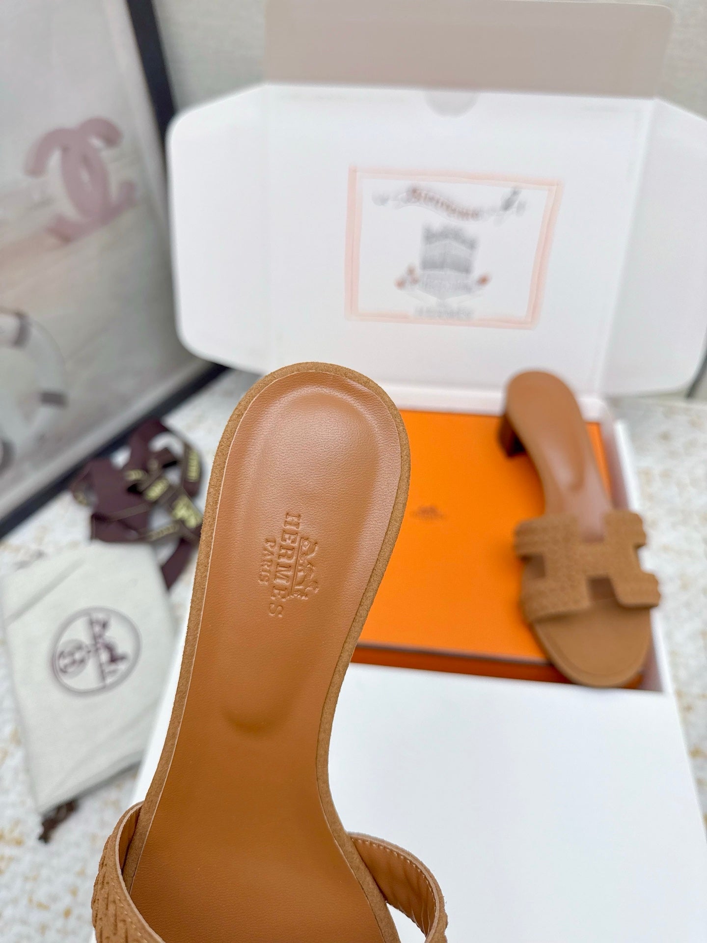 HM 26ss Oran Sandals 50 Brown Suede Sheepskin 625143