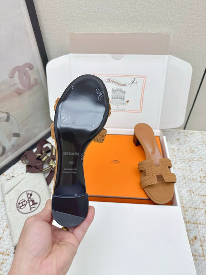 HM 26ss Oran Sandals 50 Brown Suede Sheepskin 625143