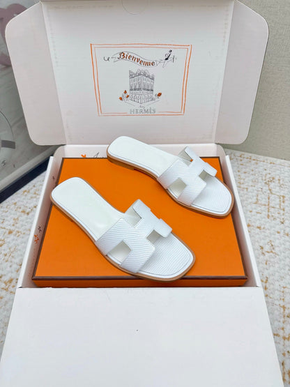 HM 26ss Oran Sandals White Cowhide 625040