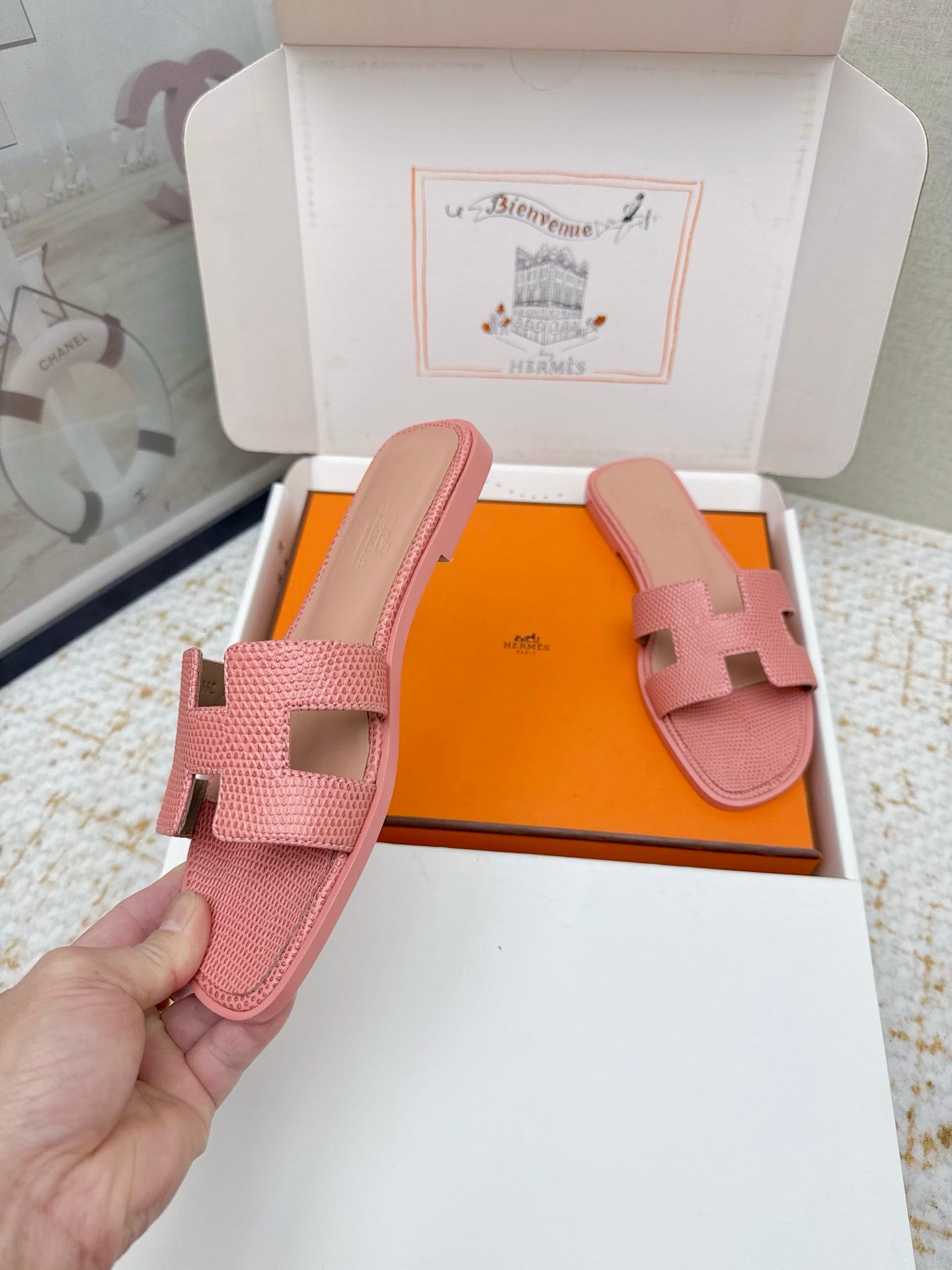 HM 26ss Oran Sandals Pink Cowhide 625041