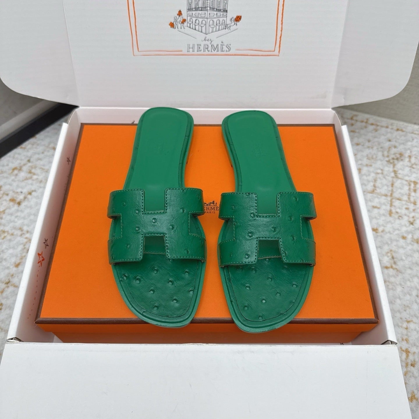 HM 26ss Oran Sandals Ostrich Leather 625092