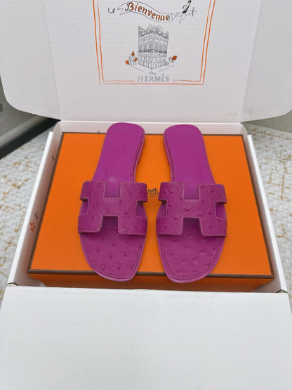 HM 26ss Oran Sandals Ostrich Leather 625092