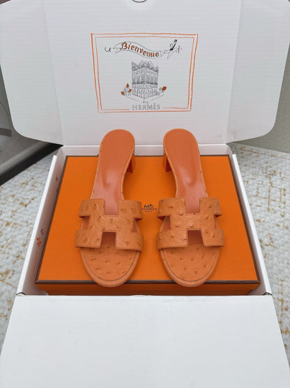 HM 26ss Oran Sandals 50 Orange Ostrich Leather 625125