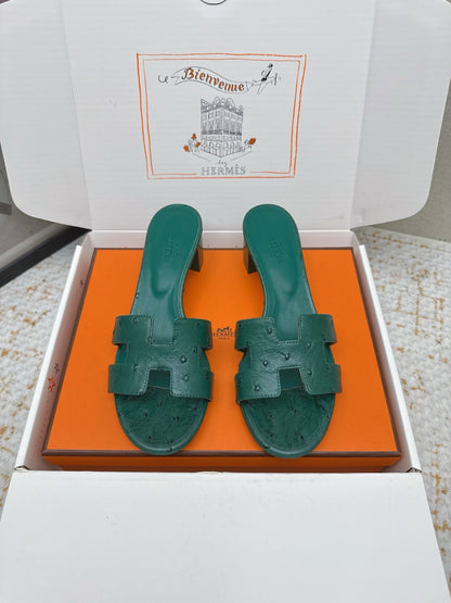 HM 26ss Oran Sandals 50 Forest Green Ostrich Leather 625129