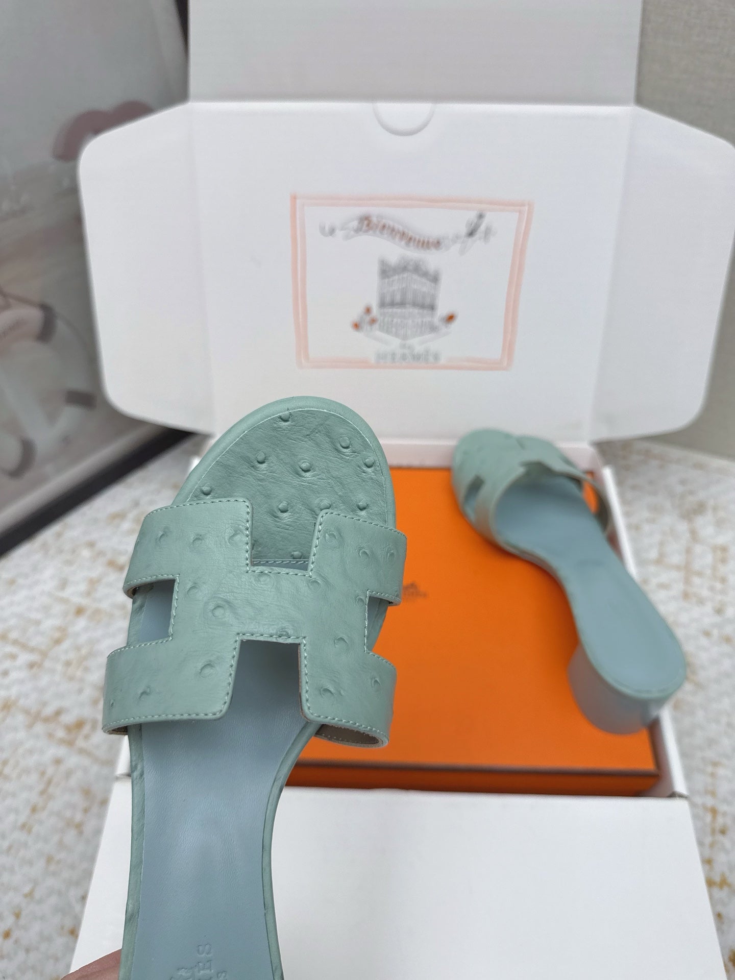 HM 26ss Oran Sandals 50 Vert Amande Ostrich Leather 625130
