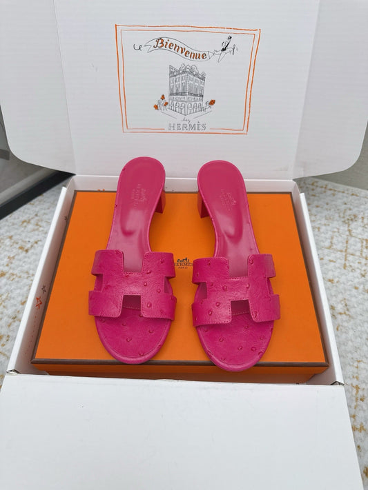 HM 26ss Oran Sandals 50 Dark Pink Ostrich Leather 625133