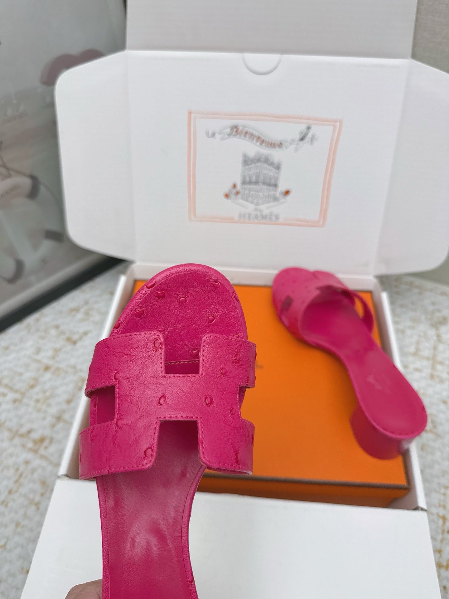 HM 26ss Oran Sandals 50 Dark Pink Ostrich Leather 625133