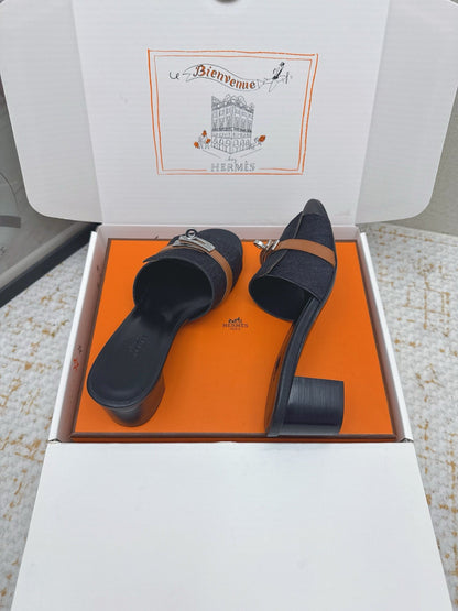 HM 26ss Oasis Sandals Navy Blue Black Denim Cowhide Sliver Buckle 625155
