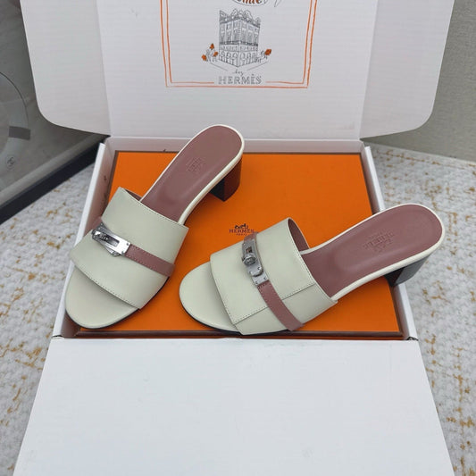 HM 26ss Oasis Sandals 50 Cream Dusty Pink Sheepskin Sliver Buckle 625175