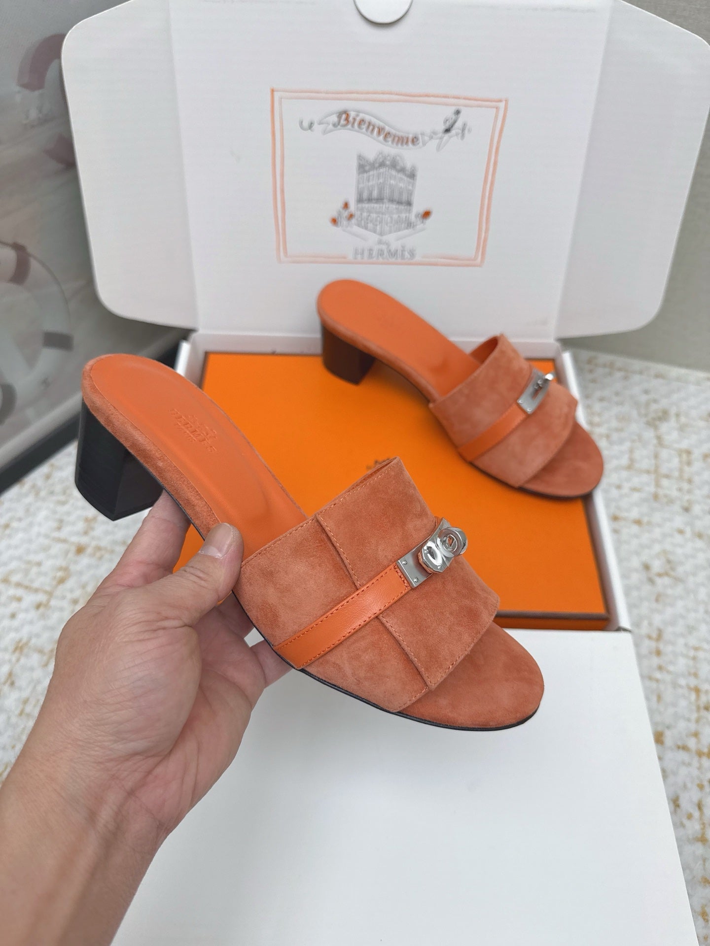 HM 26ss Oasis Sandals 50 Orange Suede Cowhide 625180