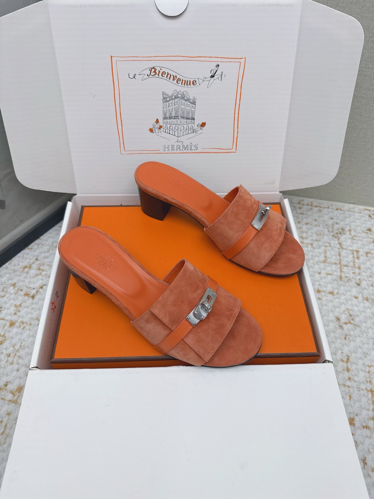 HM 26ss Oasis Sandals 50 Orange Suede Cowhide 625180