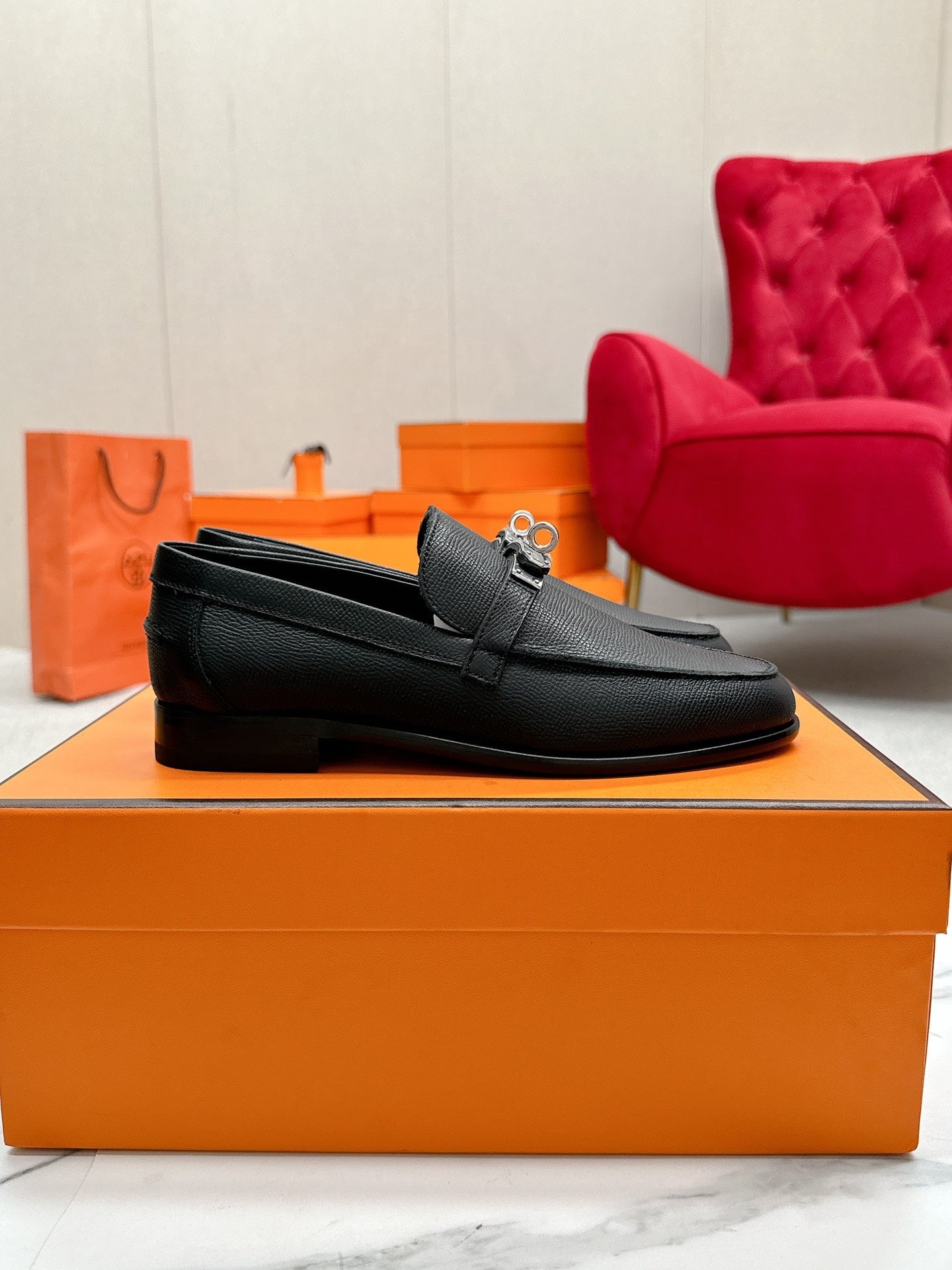 HM Loafer Grained Leather 859377