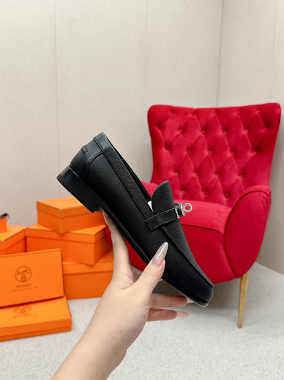 HM Loafer Grained Leather 859377
