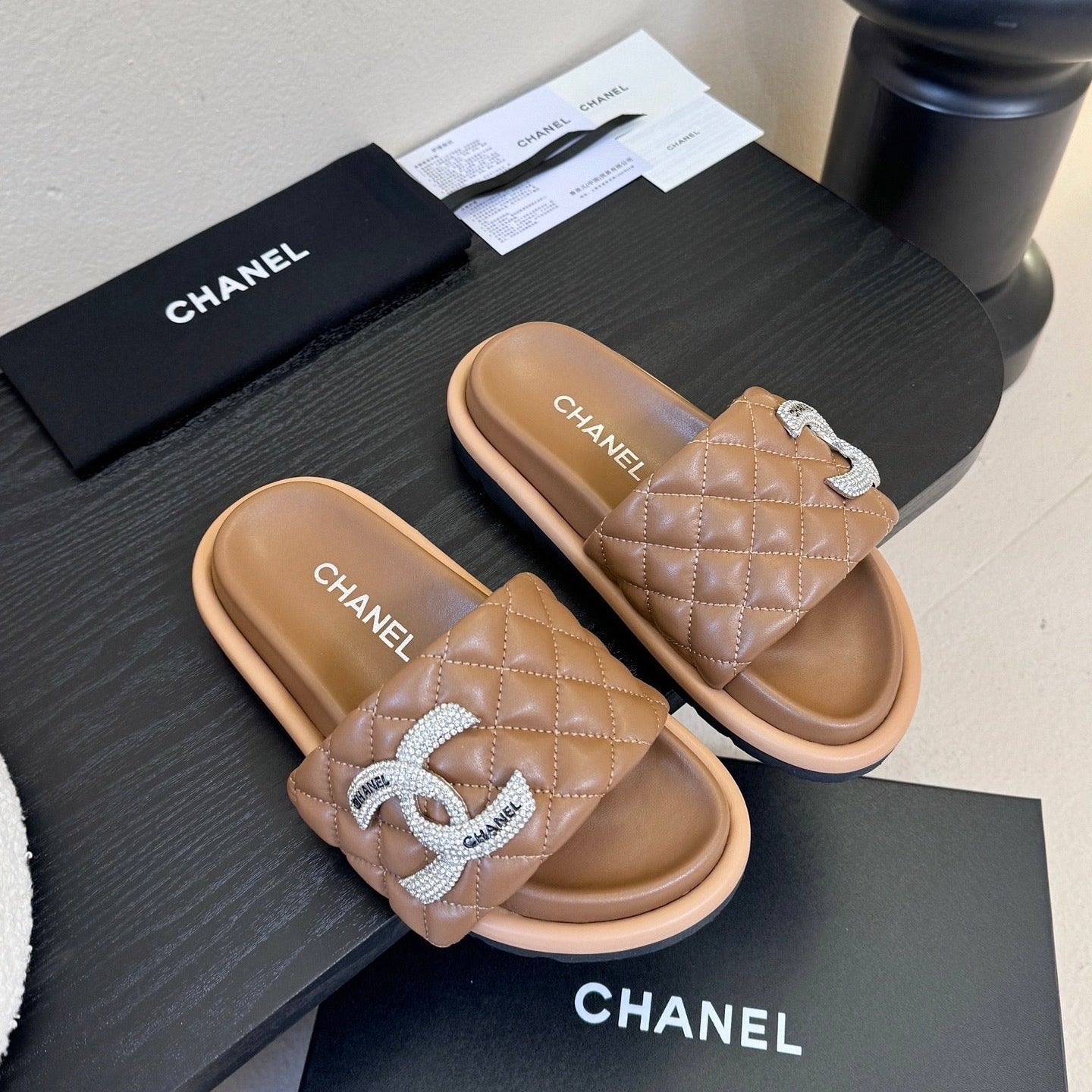 CC 26s Slippers Light Brown Sheepskin 627175