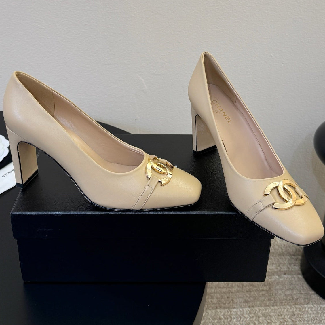 Chanel 2026 Pumps Sheepskin 835689