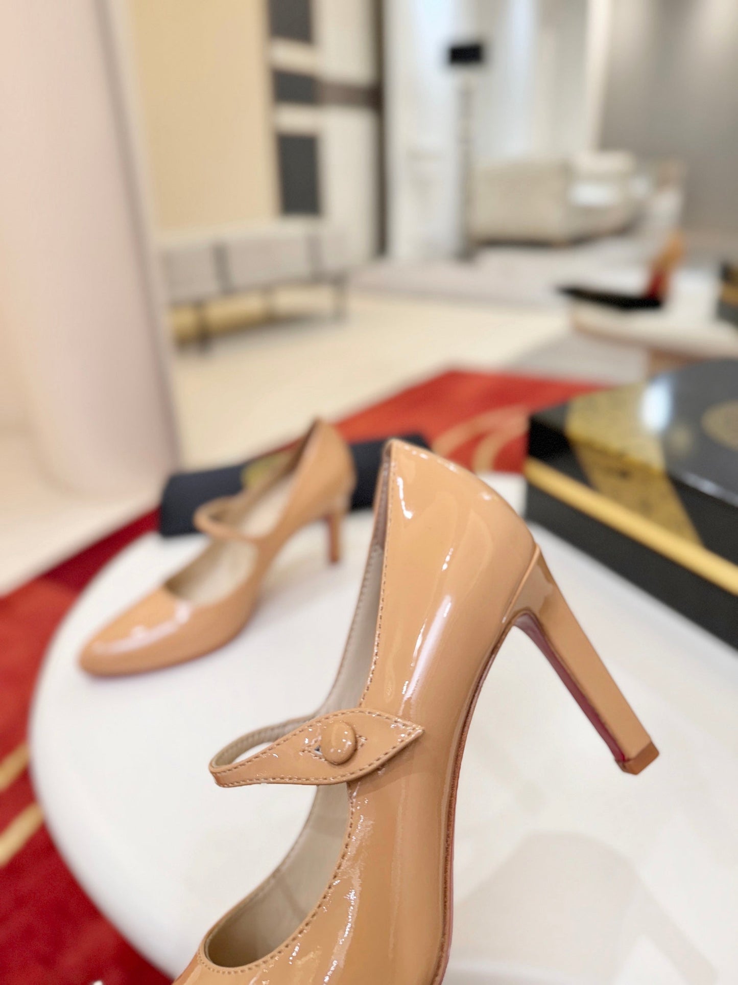 Christian Louboutin Miss Jane 85mm Pump Suede And Patent Leather 825372