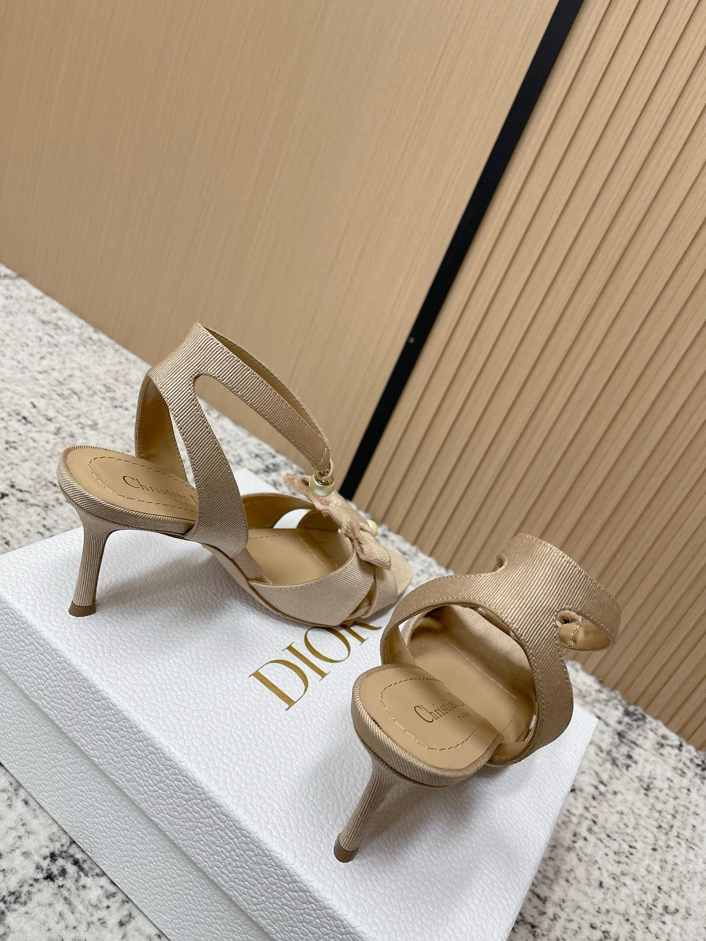 CD 26s High Heel Sandal 75 Beige Canvas Leather 643489