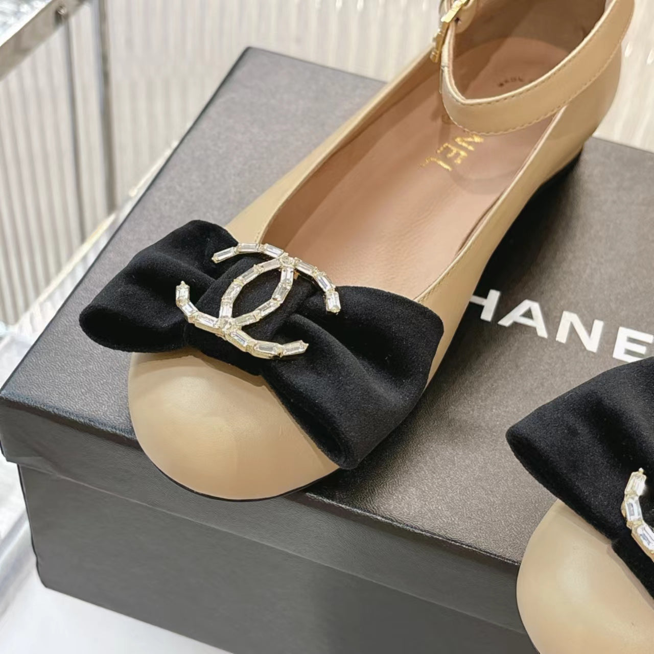 Chanel 2026 Mary Jane Ballet Flats Sheepskin Crystal CC Logo Bow 791131