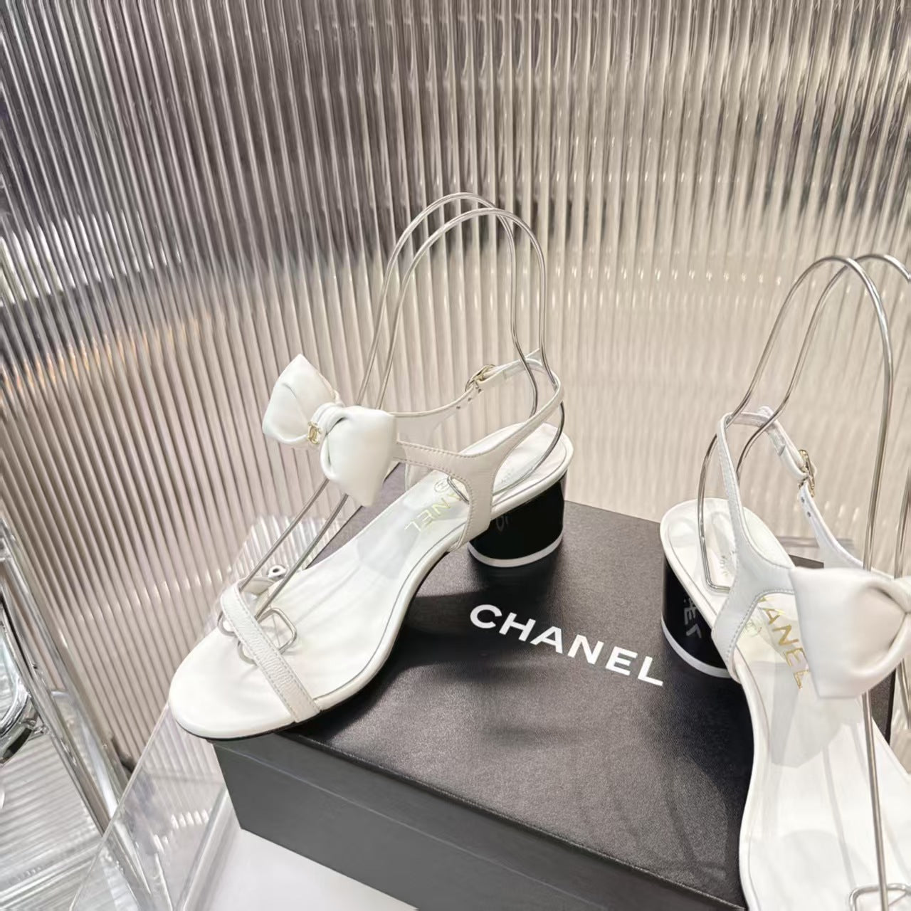 Chanel 2026 Bow-Accented Sandals Block Heel 55mm Sheepskin Leather 791153
