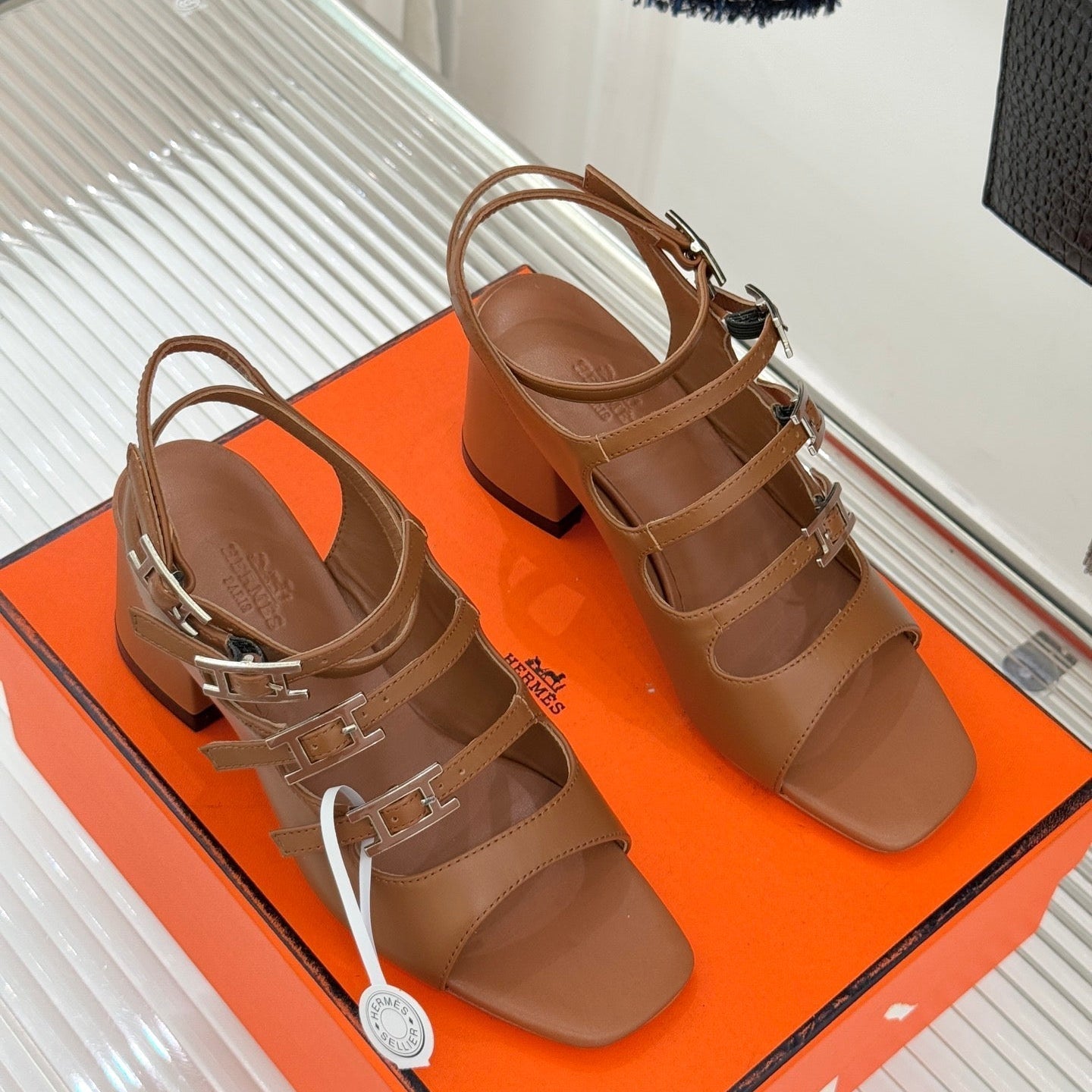 HM 26ss Peep Toe Sandals 65 Brown Sheepskin 642764