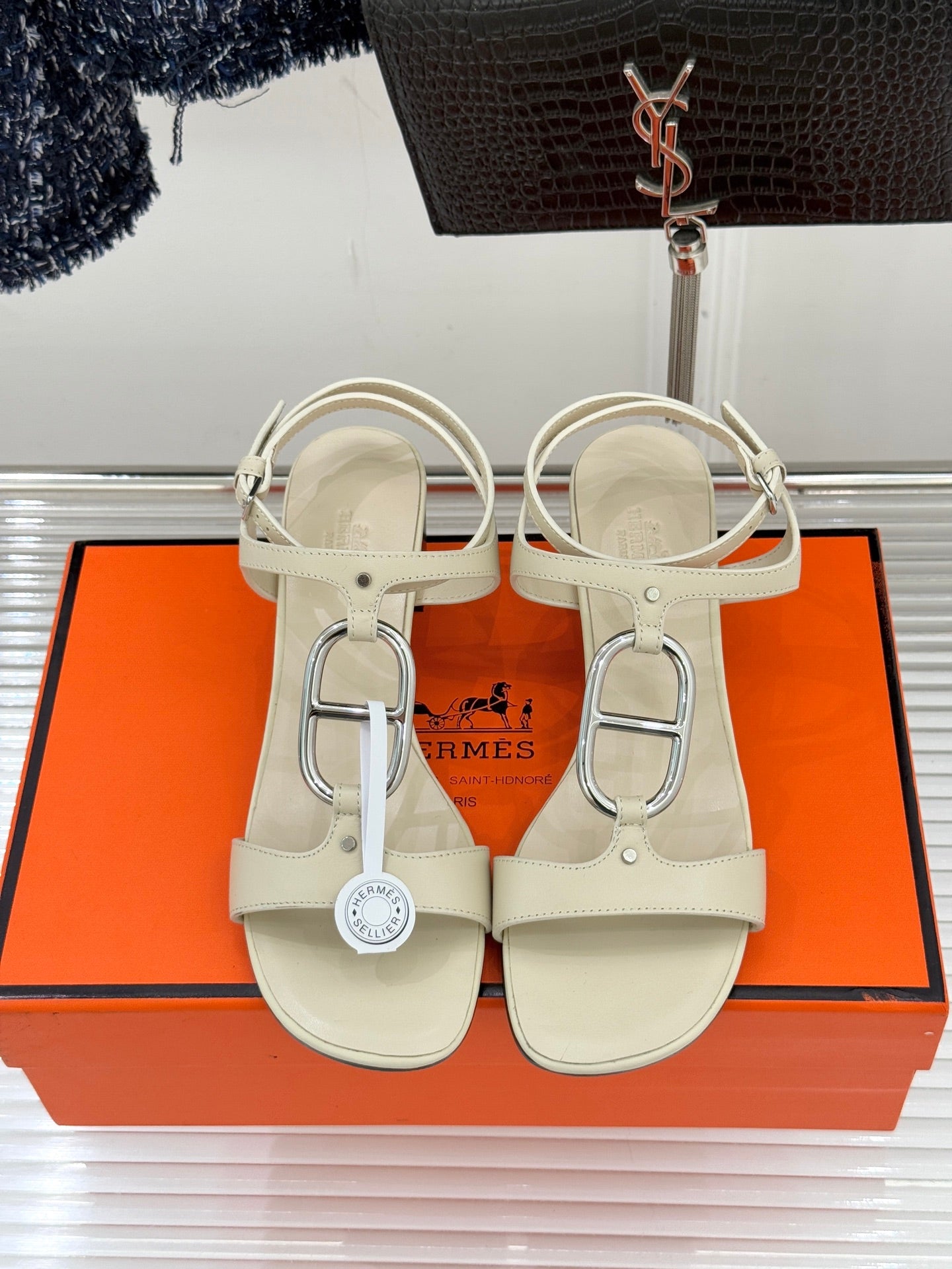 HM 26ss Pig Nose Sandals 60 Beige Sheepskin 642851