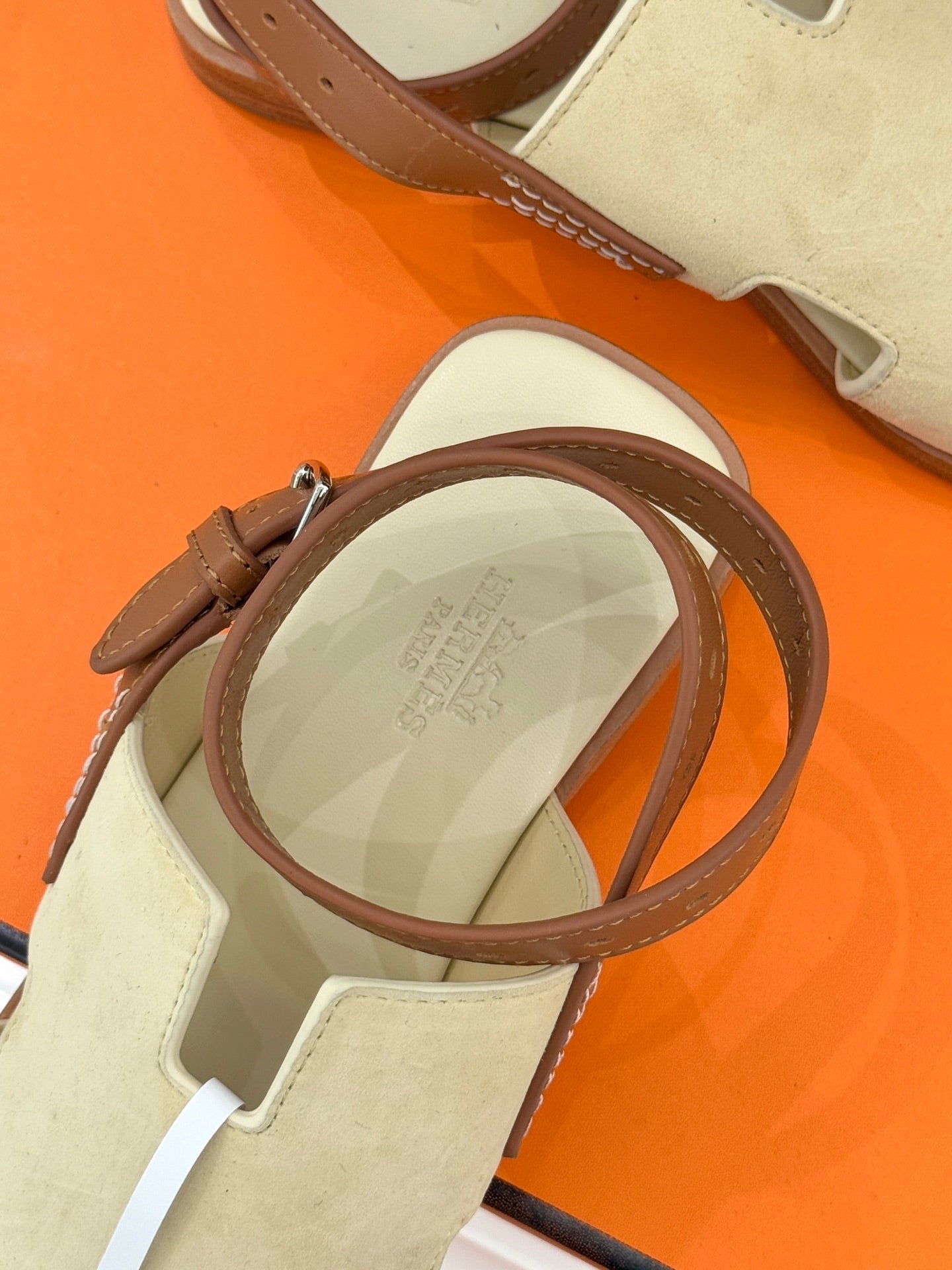 HM 26ss Flat Sandals Light Yellow Suede Sheepskin 642795