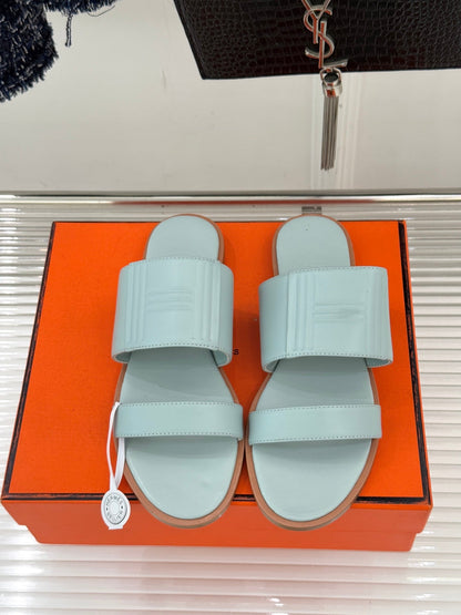 HM 26ss Flat Slippers Baby Blue Sheepskin 642856