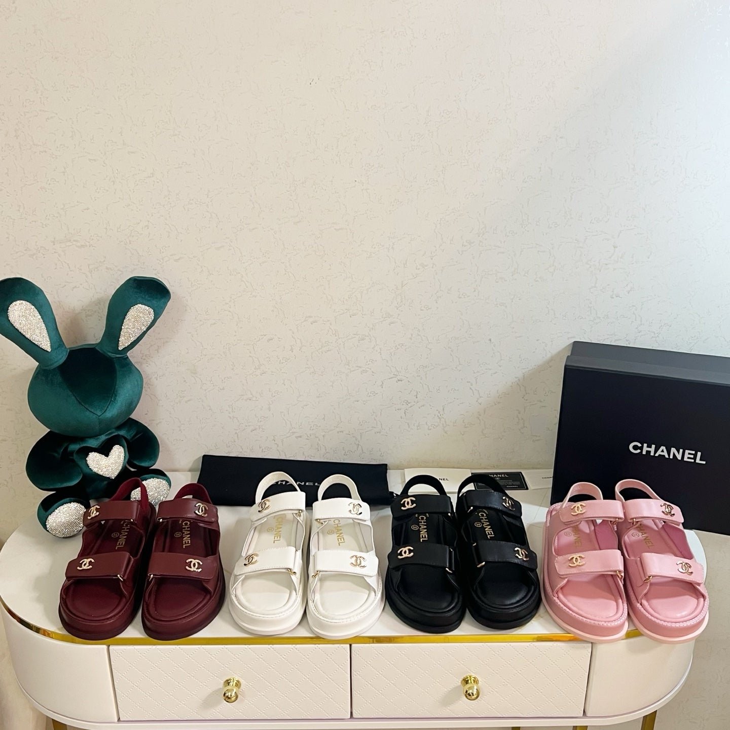 Chanel 2026 Velcro Sandals CC Logo Details Cowhide Leather 779367