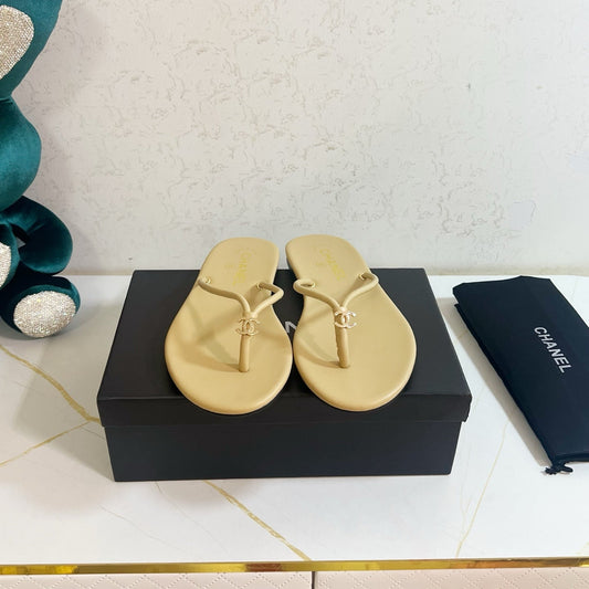 Chanel 2026 Flip-Flops With Gold Hardware Lambskin 779516