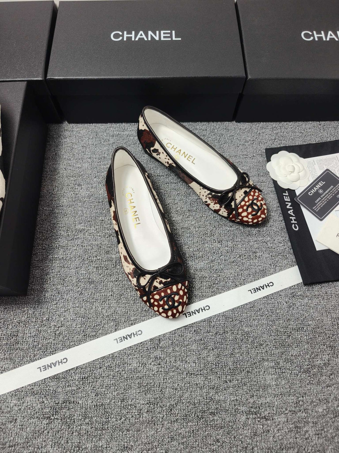 Chanel 2026 Ballet Flat Black Cream Brown Horsehair Calfskin 696628