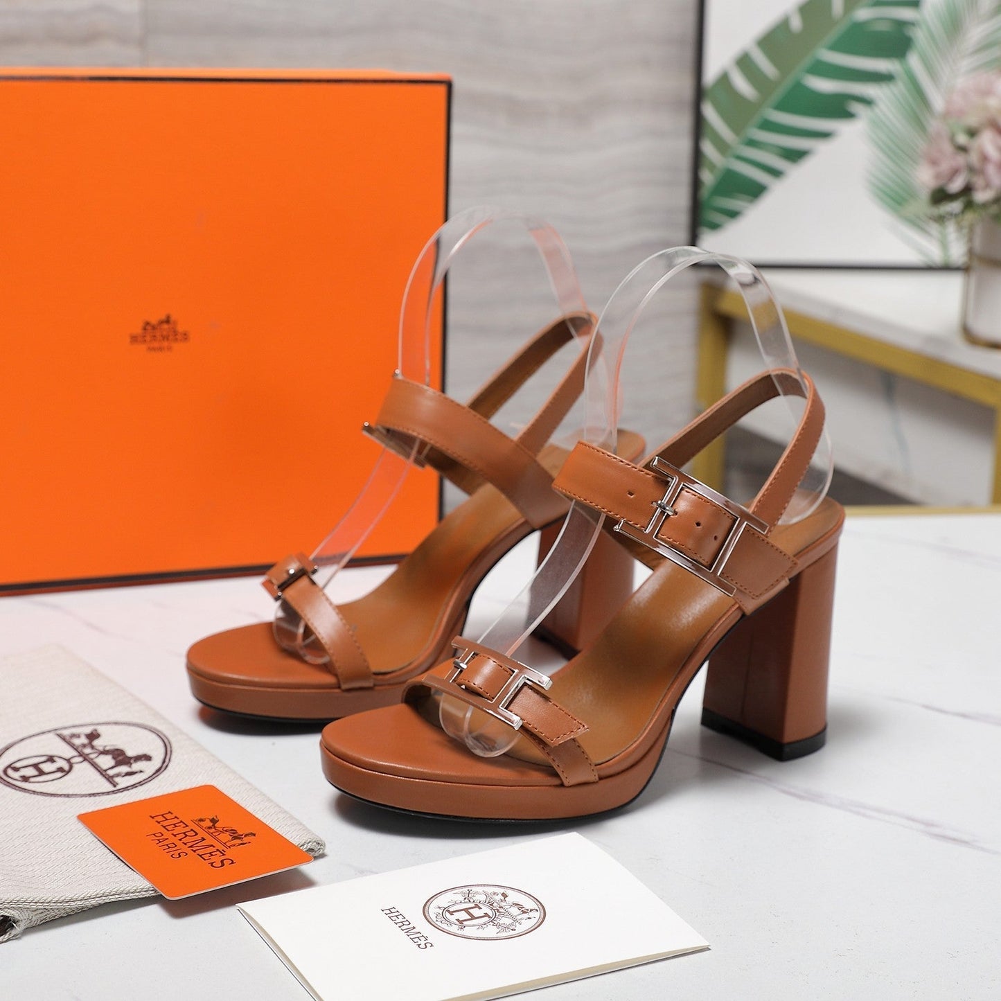 HM 26ss Platform High-Heeled Sandals Sheepskin 601216