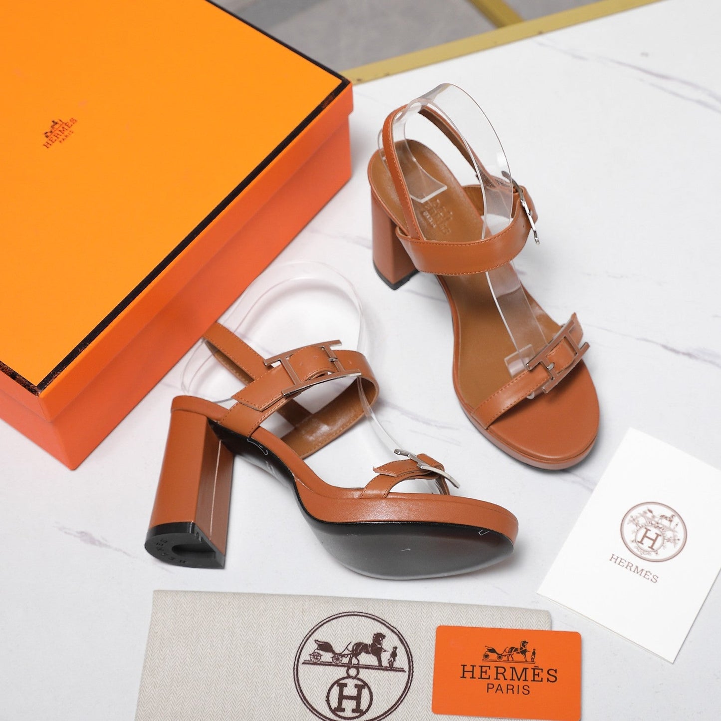 HM 26ss Platform High-Heeled Sandals Sheepskin 601216