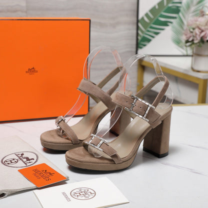 HM 26ss Platform High-Heeled Sandals Taupe Velvet Sheepskin 601218