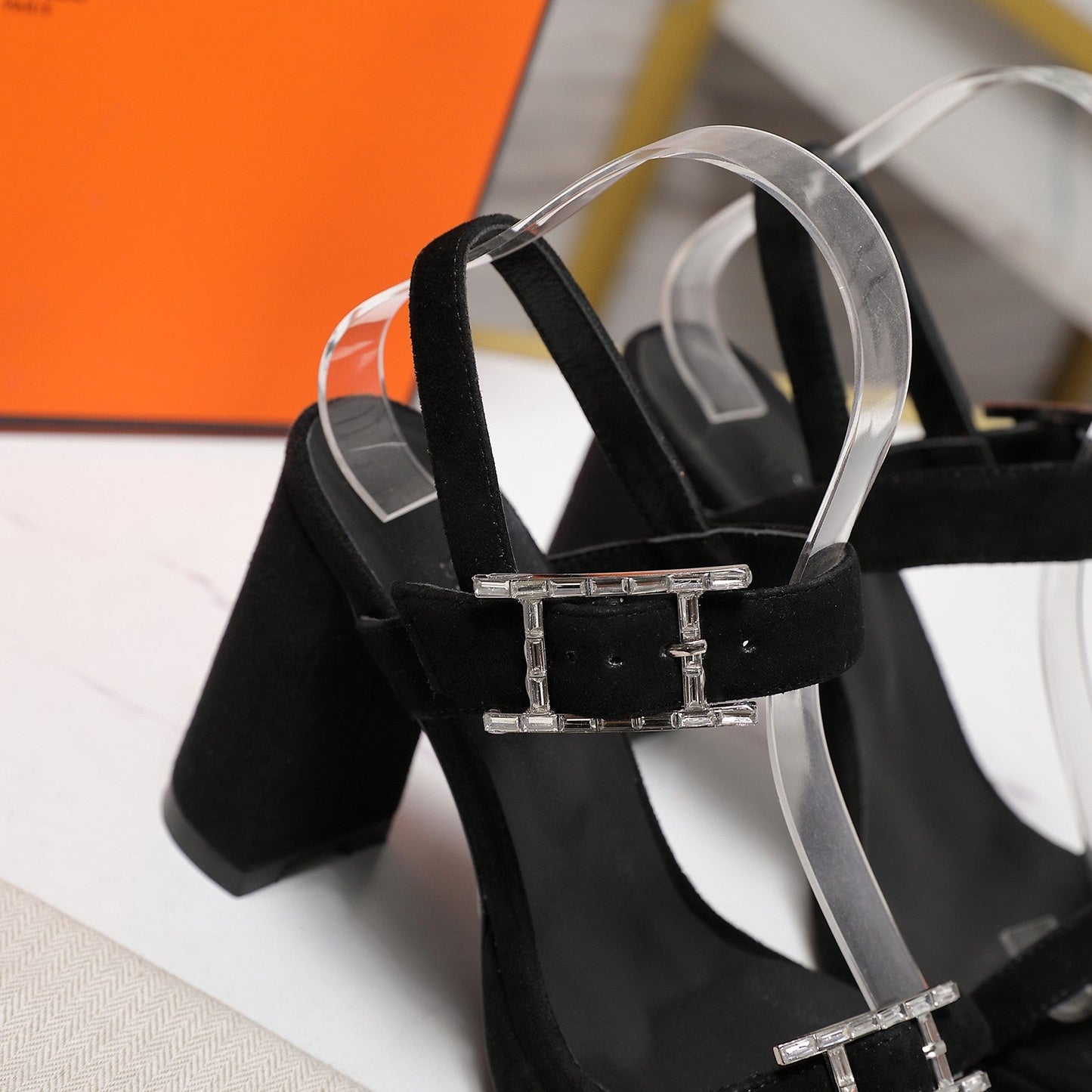 HM 26ss Platform High-Heeled Sandals Black Velvet Sheepskin 601220