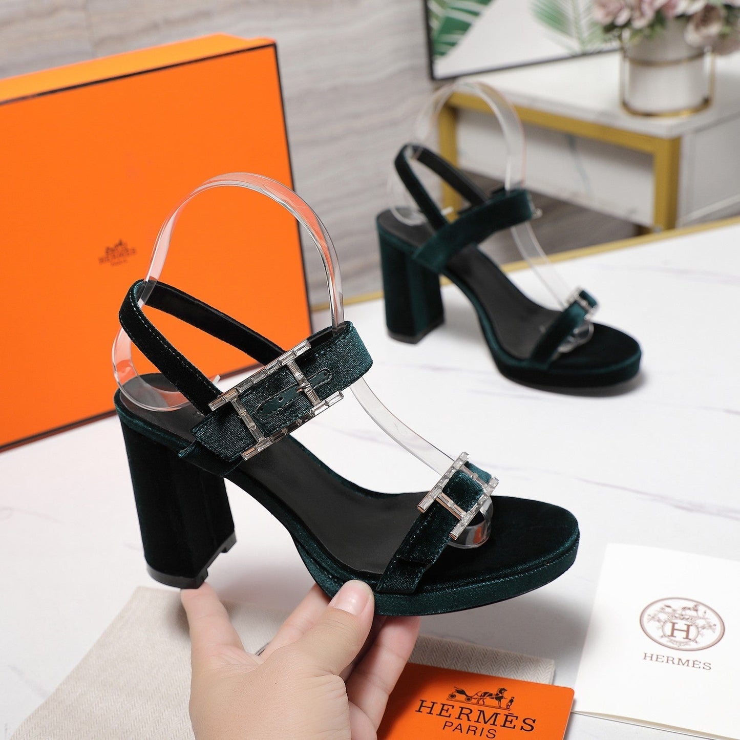 HM 26ss Platform High-Heeled Sandals Forest Green Velvet Sheepskin 601222