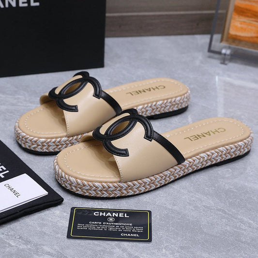 Chanel 2026 Slippers Beige Sheepskin 758401