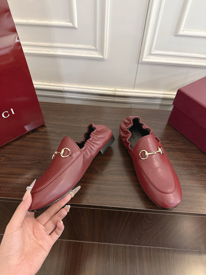 GG 26SS Loafers Burgundy Calfskin 645952