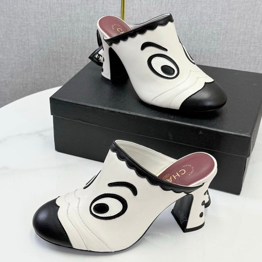 Chanel 2026 Mule 95mm White and Black Lambskin 904537