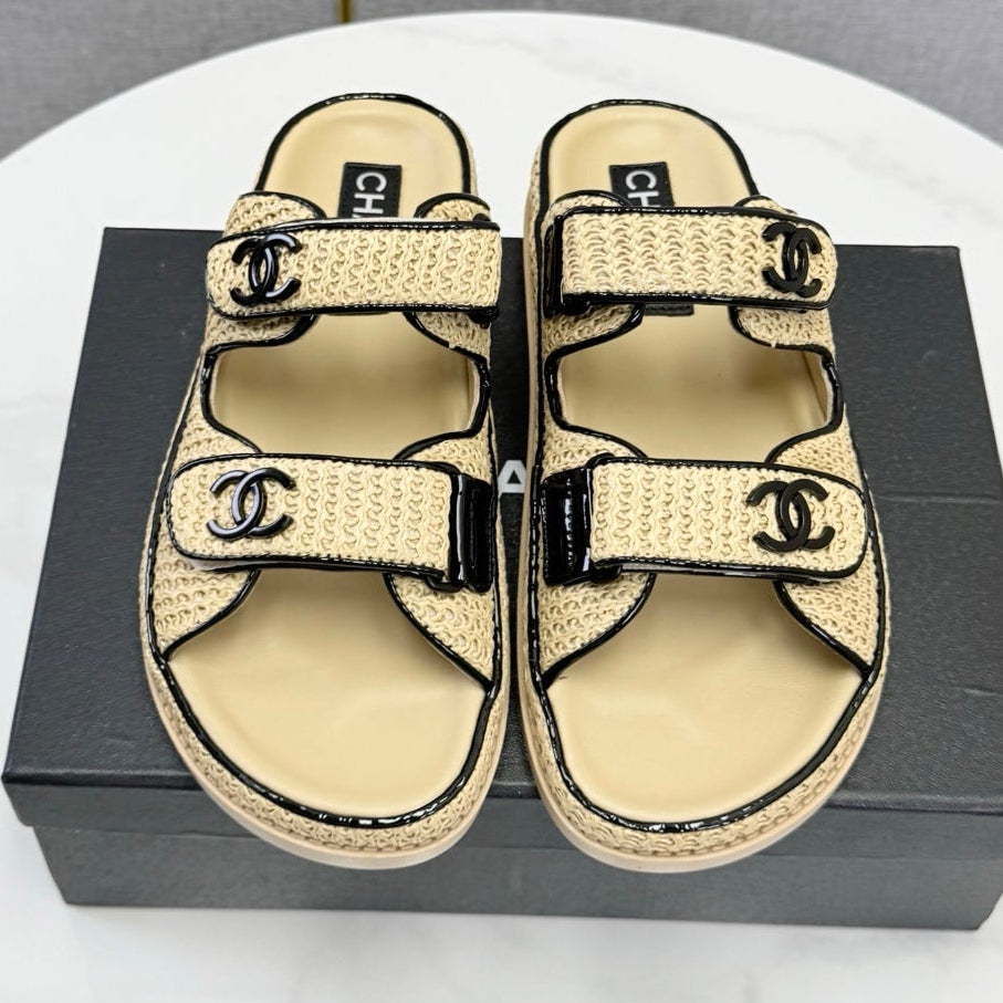 Chanel 2026 Slipper Woven Sheepskin 904539