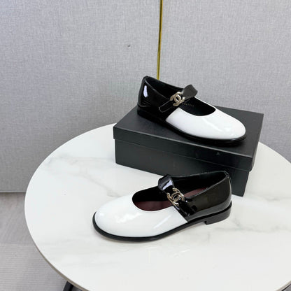 Chanel 2026 Ballet Flat Glossy Leather 904496