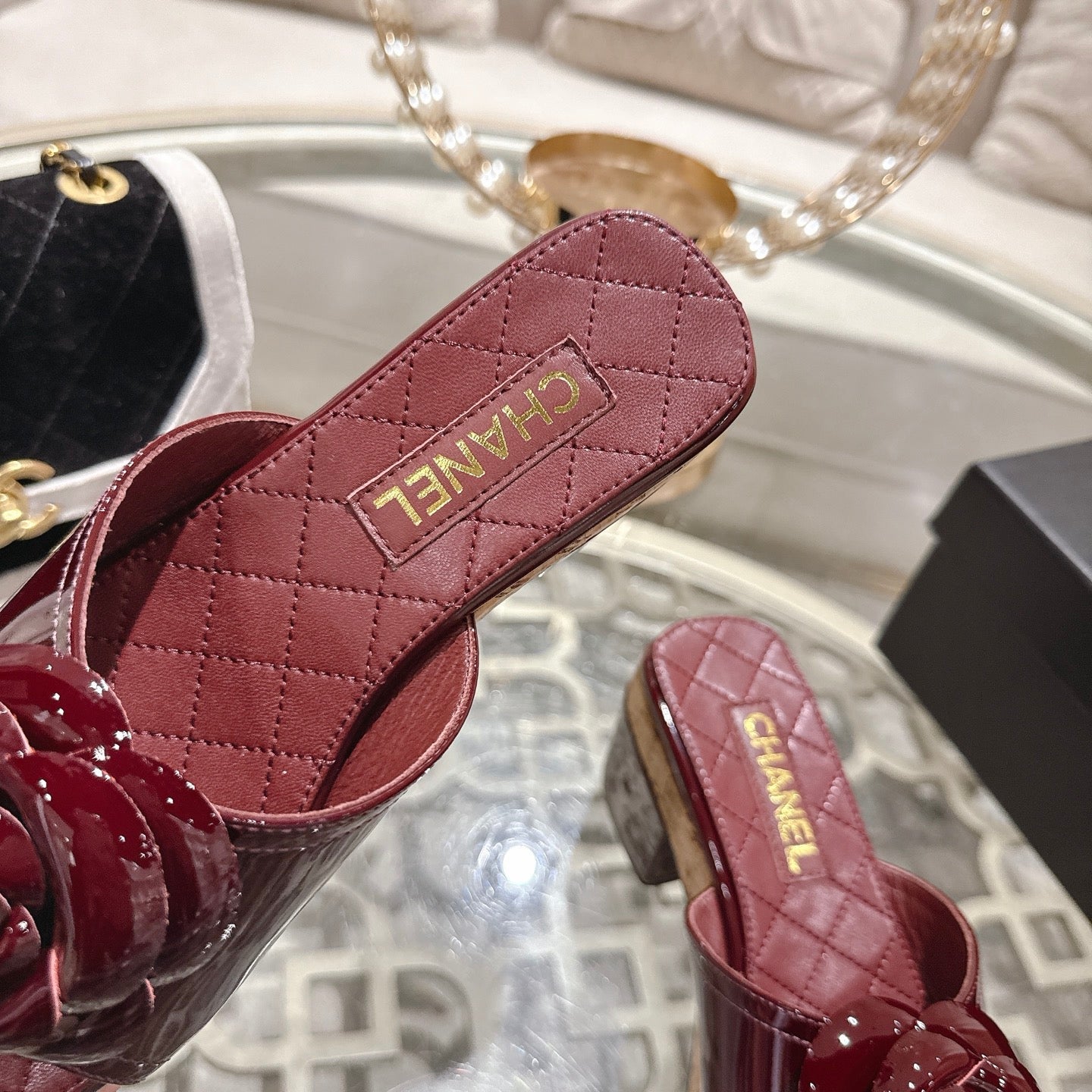 CC 26s Camellia Platform Slippers 65 Dark Red Patent Leather 627041
