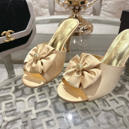CC 26s Camellia High-Heeled Slippers Sheepskin