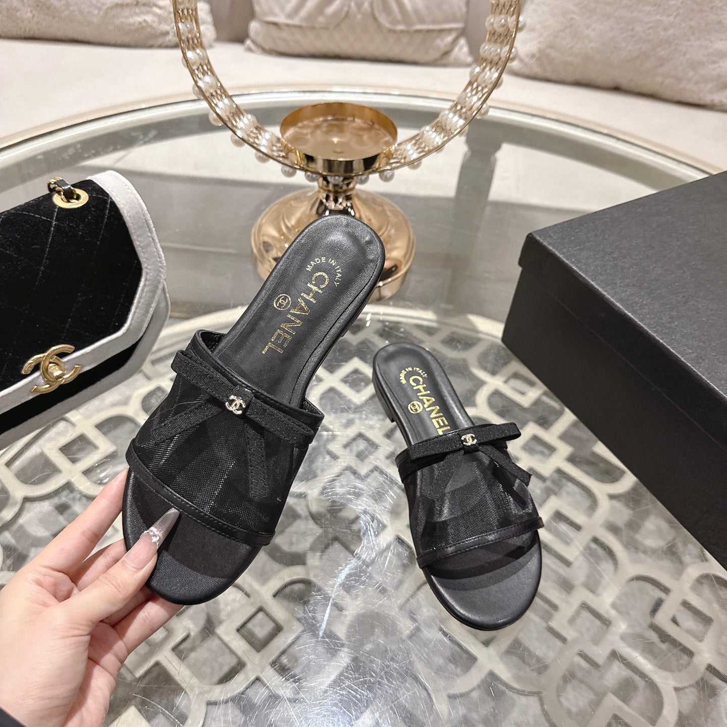 CC 26s Chunky Heel Sandals Black Mesh Sheepskin 627065
