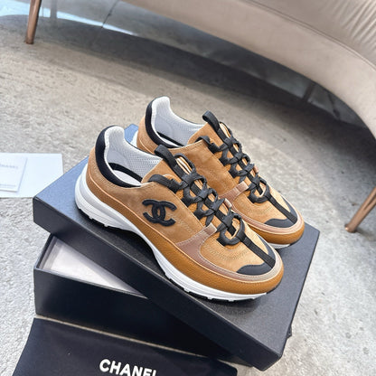 CC 26s Sneaker Caramel Brown Suede 647434